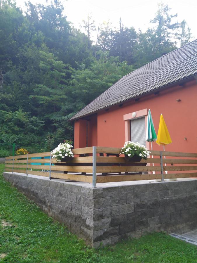 Chata Na Rece Sazave Samopse 외부 사진